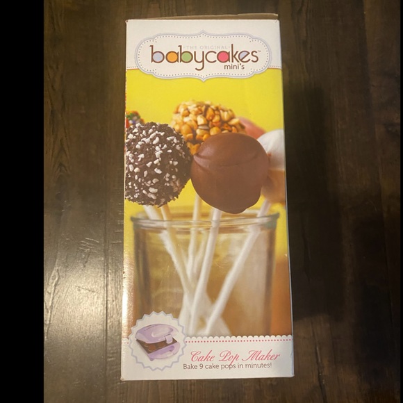 Babycakes Mini Maker Cake Pop Maker, 9-Pops, Purple - Picture 3 of 7